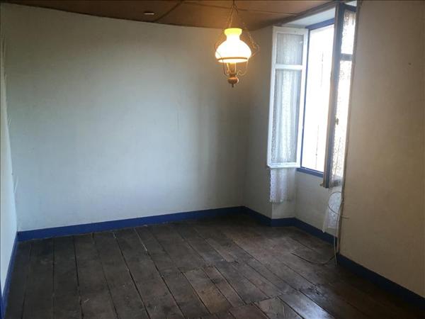 Maison à vendre |  Saint-Hilaire-de-Villefranche |  4 pièces | 123 m²