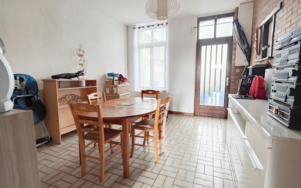 Maison à vendre    4 pièces •  Chauny