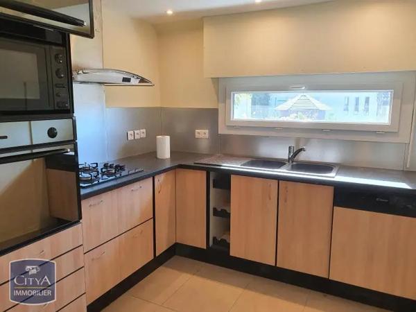 Maison à louer 4 pièces 84.23m² Tours (37100)