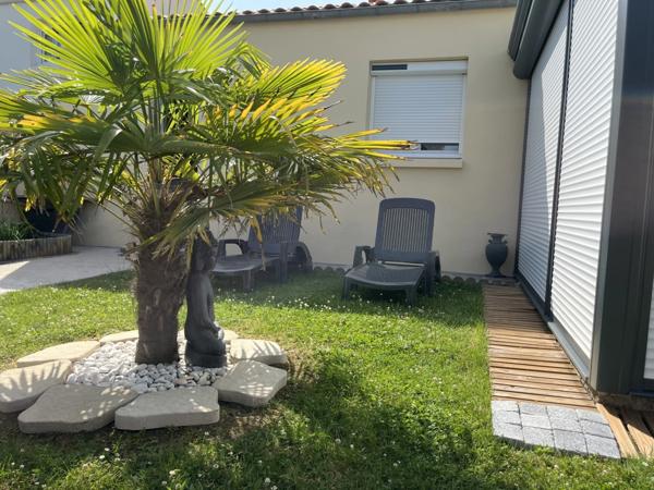 Maison, avec jardin à vendre 5 pièces TALMONT SAINT HILAIRE (85)