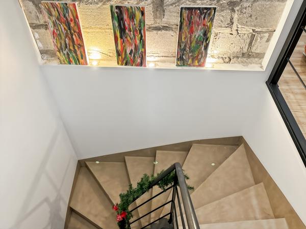 Châteaurenard (13160) Maison de ville rénovée 4 chambres avec bassin et garage