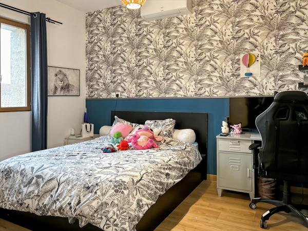 Châteaurenard (13160) Maison de ville rénovée 4 chambres avec bassin et garage