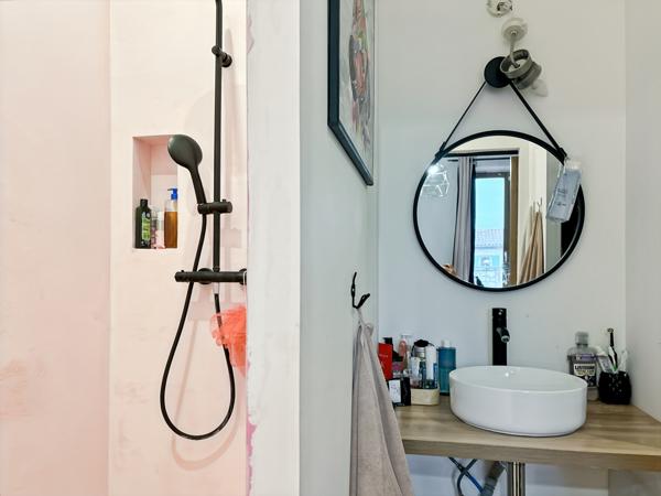 Châteaurenard (13160) Maison de ville rénovée 4 chambres avec bassin et garage