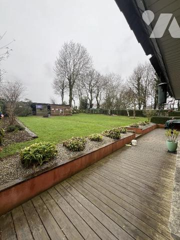 Longère rénovée 3 chambres. Terrain env 1190 m2