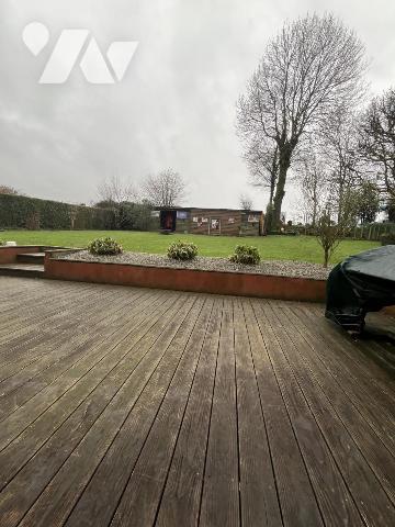 Longère rénovée 3 chambres. Terrain env 1190 m2