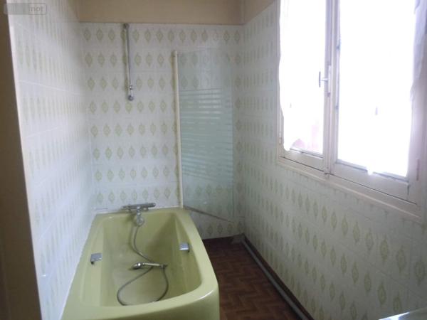 Maison à vendre à Merdrignac dans les Côtes-d'Armor (22230), ref : 121/1003