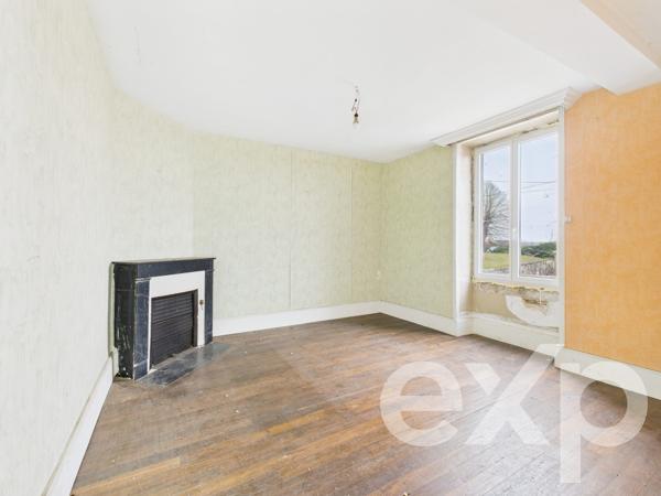 Maison individuelle de 151 m² 5 pièces, 3 chambres + cour de 37 m²