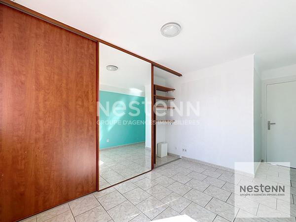 ISTRES  : Appartement T4 à louer en dernier étage avec garage et parking