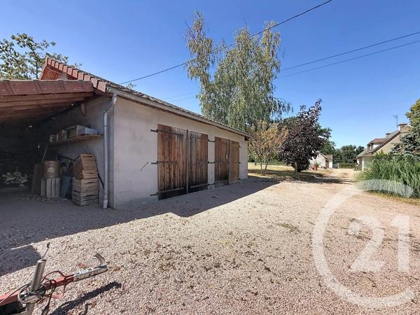 Maison à vendre  4 pièces - 97 m 2   ST POURCAIN SUR SIOULE  - 03