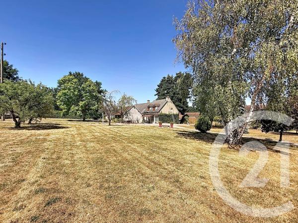 Maison à vendre  4 pièces - 97 m 2   ST POURCAIN SUR SIOULE  - 03