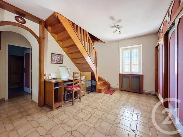 Maison à vendre  4 pièces - 97 m 2   ST POURCAIN SUR SIOULE  - 03