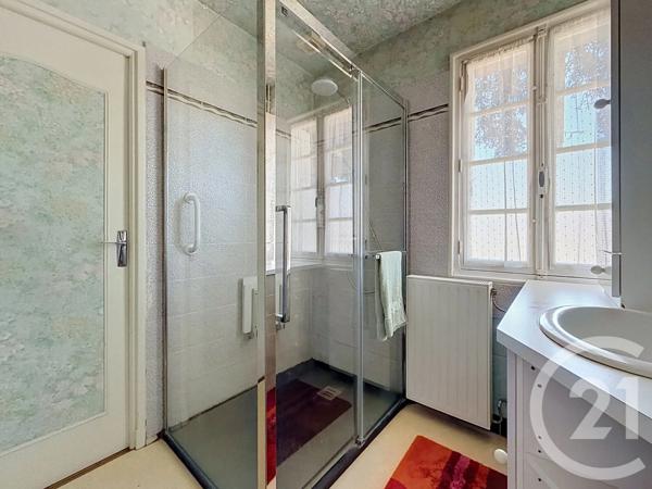 Maison à vendre  4 pièces - 97 m 2   ST POURCAIN SUR SIOULE  - 03