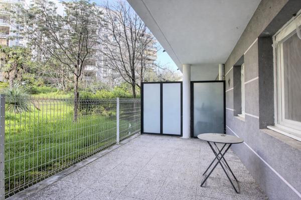 À vendre ? Studio 30 m² avec terrasse de 15 m² ? Résidence sécurisée ? Marseille 15?
