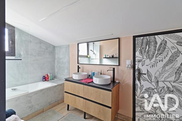 Maison à vendre 5 pièces 148 m² Le Soler