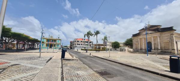 À LOUER – Spacieux T2 de 50 m² en plein cœur du Moule - Location non meublée (Bail classique 3 ans)