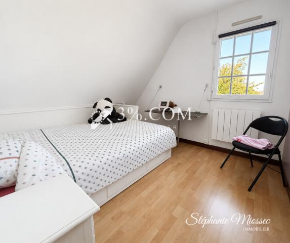 Maison 8 pièce(s) 6 chambre(s) 183 m²
