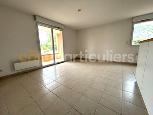 Vente
                Appartement53,97 m² - 3 Pièces -
                    CARCASSONNE (11000)