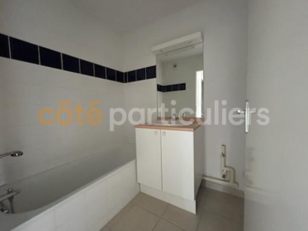 Vente
                Appartement53,97 m² - 3 Pièces -
                    CARCASSONNE (11000)