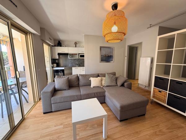 STUDIO COIN NUIT à vendre à SAINTE MAXIME (83)