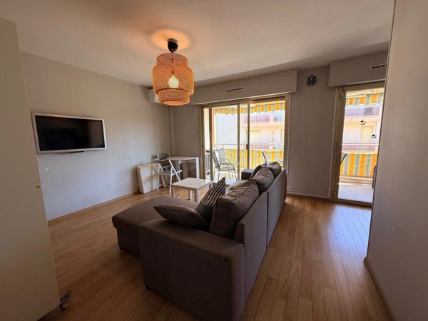 STUDIO COIN NUIT à vendre à SAINTE MAXIME (83)