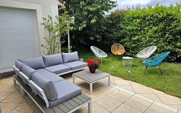 Maison à vendre    6 pièces • 152,66 m2 Bailly-Romainvilliers