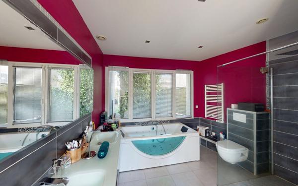 Maison à vendre    6 pièces • 152,66 m2 Bailly-Romainvilliers