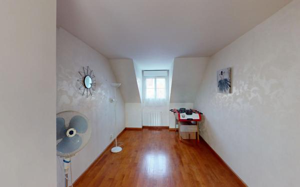 Maison à vendre    6 pièces • 152,66 m2 Bailly-Romainvilliers