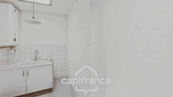 Montreuil, limite Vincennes-Studio 22,90 m2-8mn à pied RER A Vincennes,8 mn métro L9, 10 mn L1-Calme-Pas de vis à vis