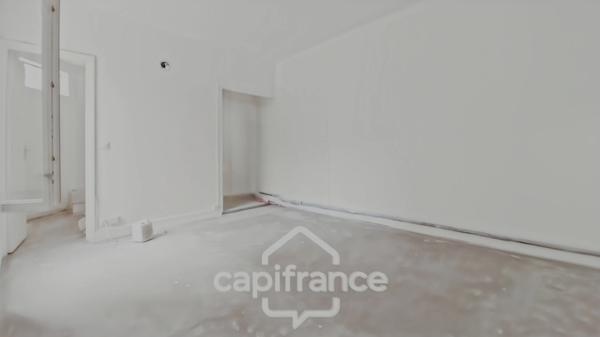 Montreuil, limite Vincennes-Studio 22,90 m2-8mn à pied RER A Vincennes,8 mn métro L9, 10 mn L1-Calme-Pas de vis à vis