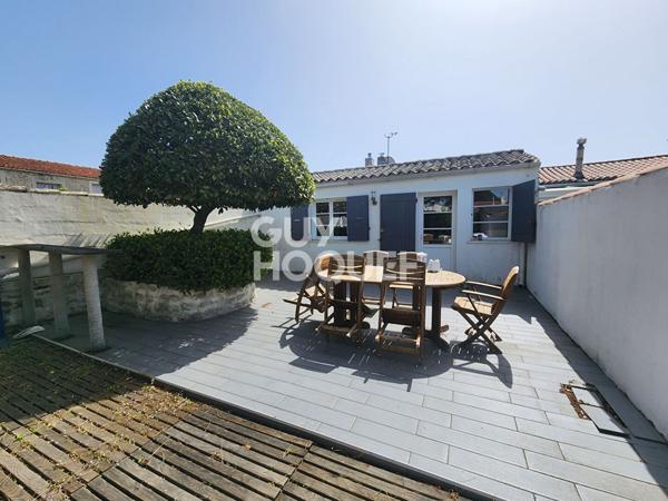 Maison à vendre à Saint-Georges-d'Oléron : un havre de paix entre terre et mer