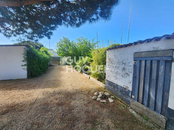 Maison à vendre à Saint-Georges-d'Oléron : un havre de paix entre terre et mer