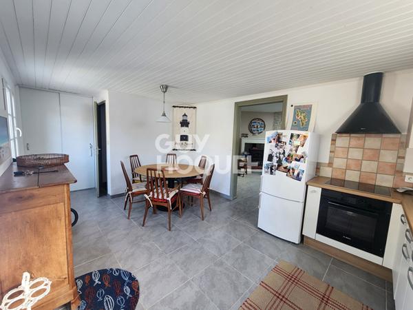 Maison à vendre à Saint-Georges-d'Oléron : un havre de paix entre terre et mer