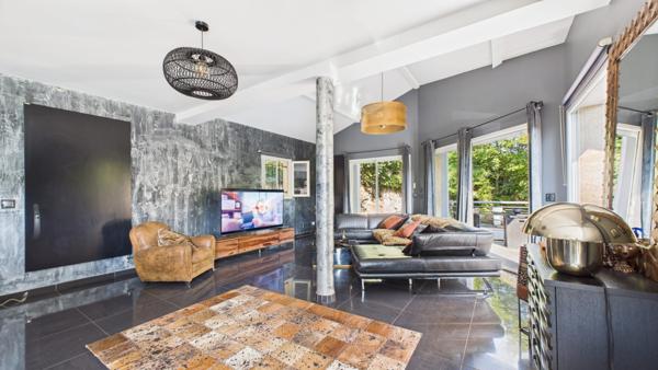 Maison 5 pièces - 155 m² Exclusivité efficity