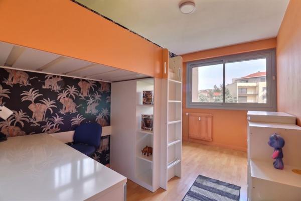 Appartement T5  Climatisé - Chamalières Centre