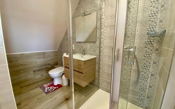 Maison à vendre    7 pièces • 165 m2 Séné