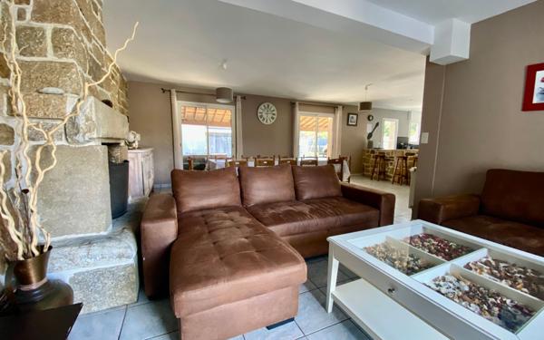 Maison à vendre    7 pièces • 165 m2 Séné