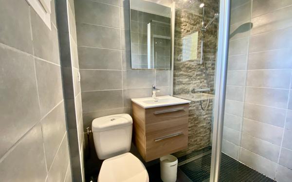 Maison à vendre    7 pièces • 165 m2 Séné