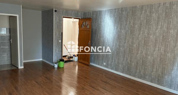 Location Appartement 3 pièces 71 m² - Jarcieu 38270