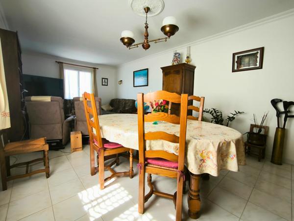 Maison plain-pied 137 m² SAINT-PORCHAIRE