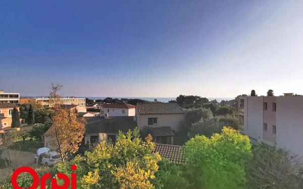 Appartement à vendre    3 pièces • 71 m2 Bandol