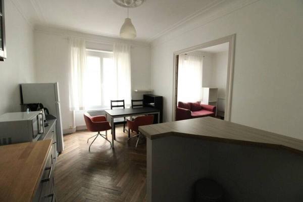 Appartement 2 pièces                                        - 44000 Nantes Réf : 12301