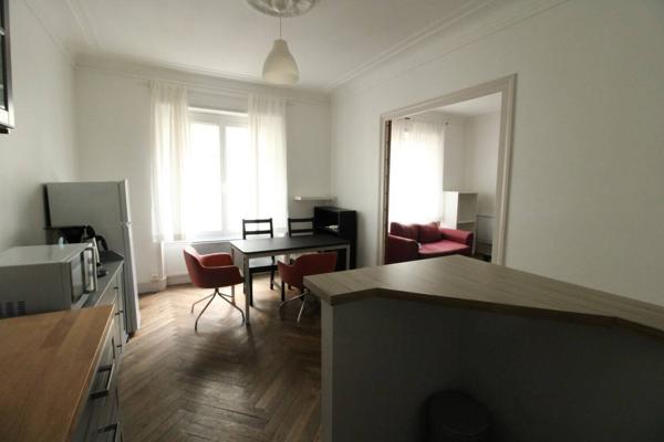 Appartement 2 pièces                                        - 44000 Nantes Réf : 12301