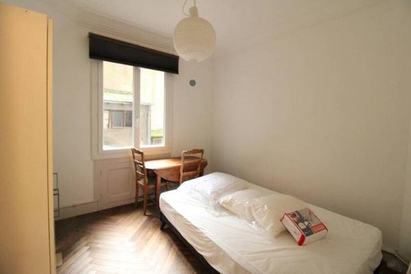 Appartement 2 pièces                                        - 44000 Nantes Réf : 12301