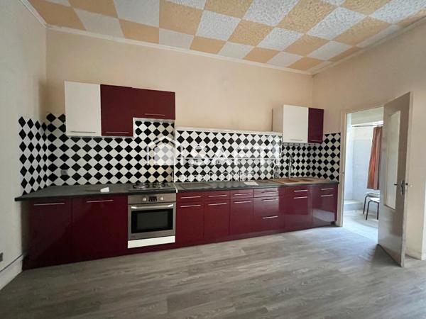 Idéal investisseur ! Immeuble de rapport de 132 m2