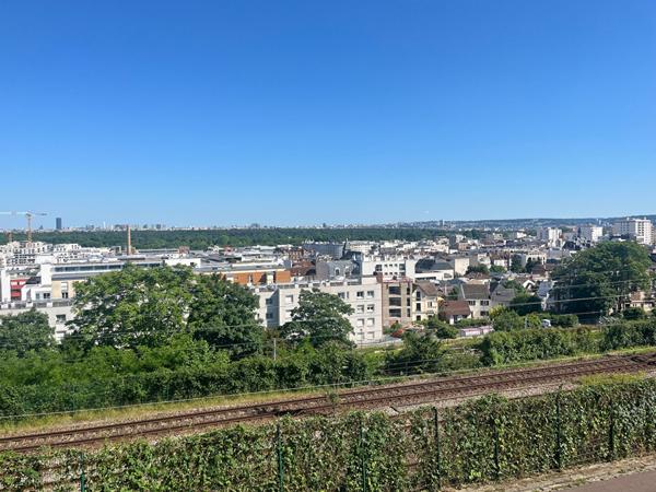 Appartement Suresnes 2 pièce(s) 59.90 m2