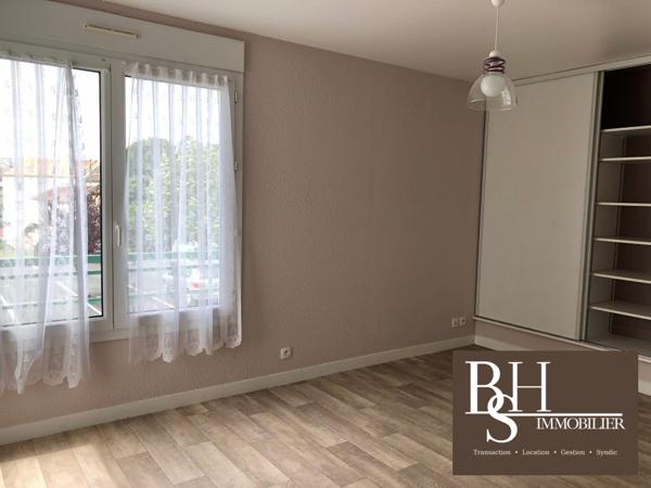 MONTBERNAGE STUDIO AVEC PARKING - 21.87 m2