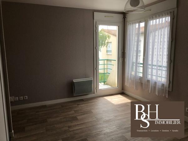 MONTBERNAGE STUDIO AVEC PARKING - 21.87 m2