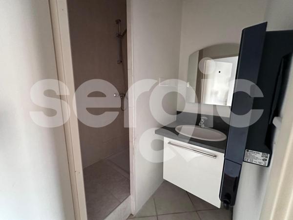 Location 3 Pieces 95 59000 Lille 07 1213 01 0001