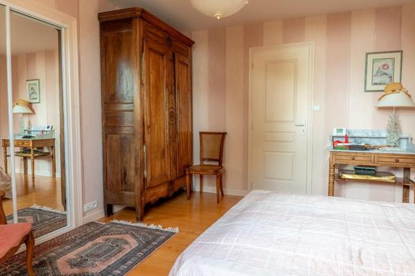 CHATELAUDREN Centre ville proche et accessible