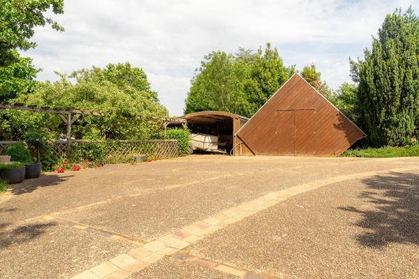 CHATELAUDREN Centre ville proche et accessible